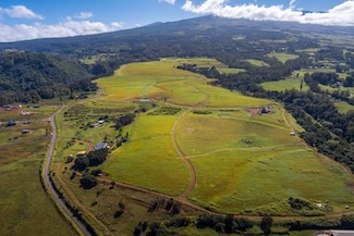 186 Piiholo Rd, Makawao, HI 96768
