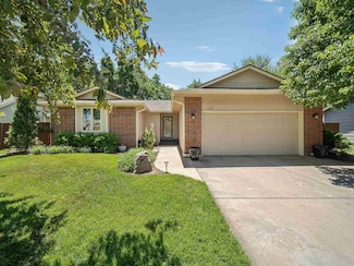 7615 W Westlawn St, Wichita, KS 67212