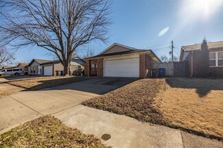 10636 E 38th St, Tulsa, OK 74146