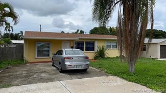 227 SW 7th Ave, Boynton Beach, FL 33435