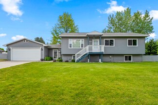 1212 E 4th St, Deer Park, WA 99006
