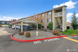 1321 S Puget Dr Unit E15, Renton, WA 98055