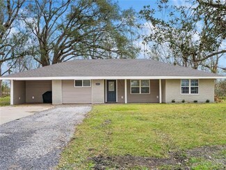 4313 Ridgecrest St, Sulphur, LA 70665