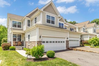 39 Ridgewood Dr Unit 39, Middlebury, CT 06762