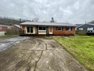 21 Madison Ave, Prestonsburg, KY 41653