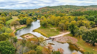 7 Griffin Rd, Cherokee Village, AR 72529