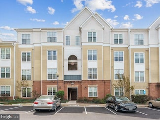 2103 Highcourt Ln Unit 303, Herndon, VA 20170
