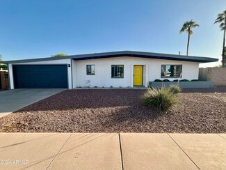 3815 E Shaw Butte Dr, Phoenix, AZ 85028