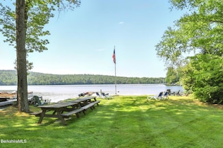 191 Moreau Rd, Granville, MA 01034