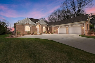 3965 Malaga Dr W, La Porte, IN 46350