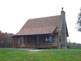 527 Old Cynthiana Rd, Berry, KY 41003