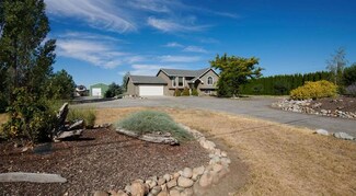 5905 N Starr Rd, Newman Lake, WA 99025