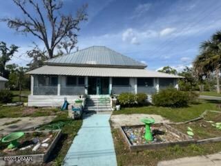 201 2nd St NW, Jasper, FL 32052