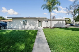 1541 E Wellington Ave, Santa Ana, CA 92701