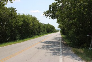 7701 Old Lockhart Rd, Creedmoor, TX 78610