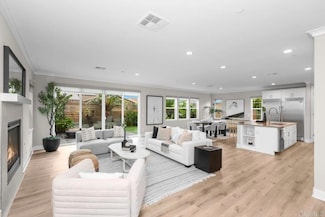 13403 Hudson Ln, San Diego, CA 92130
