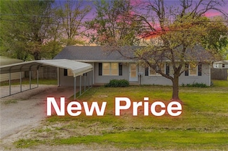 100 S Crittendon St, Holden, MO 64040
