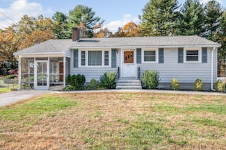 1370 Varnum Ave, Lowell, MA 01854