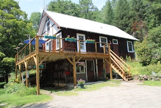 664 Ferguson Rd, Barnet, VT 05821