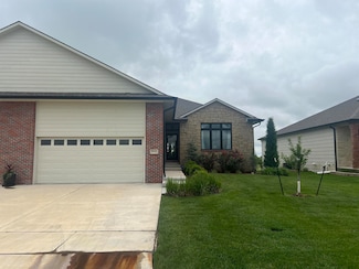 3126 Long Ct, Winfield, KS 67156