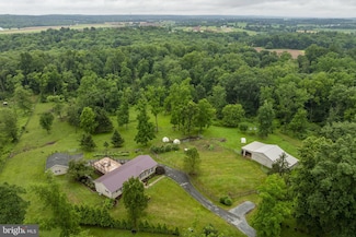 400 E Patrick Rd, Palmyra, PA 17078