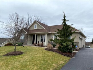 5887 Aries Way, Syracuse, NY 13209