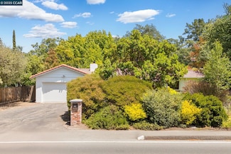 1080 Homestead Ave, Walnut Creek, CA 94598