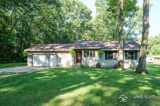 1124 Piper Ave, Muskegon, MI 49445