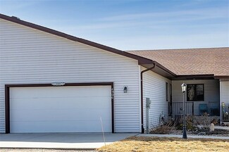 4906 Lonna Dr, Panora, IA 50216