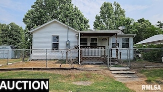 2130 Rains St, Murphysboro, IL 62966