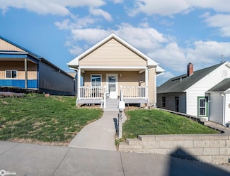 115 S 4th Ave, Logan, IA 51546