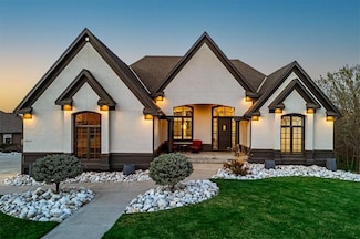 6837 N Myrtle Ct, Kansas City, MO 64119