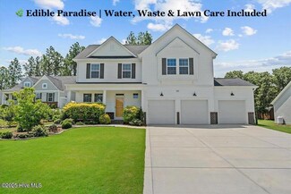 1405 Whitney Dr, Aberdeen, NC 28315