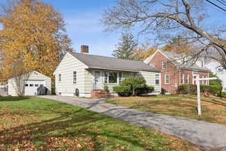 70 Edwards St, Portland, ME 04102