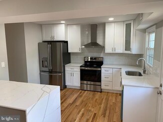 8302 Wickham Rd, Springfield, VA 22152