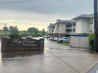 6122 Bay Village Dr Unit 204, Athens, AL 35611