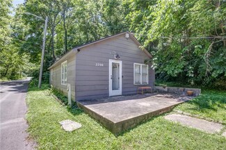 2700 Puckett Rd, Kansas City, KS 66103