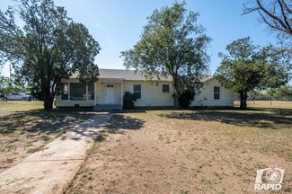 401 W 37th St, San Angelo, TX 76903