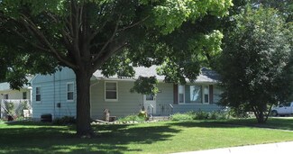 711 S 12th St, Olivia, MN 56277