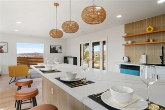 9156 Flora Vista Rd, Apple Valley, CA 92308