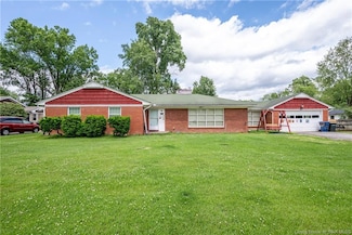 21 Wildwood Rd, Jeffersonville, IN 47130