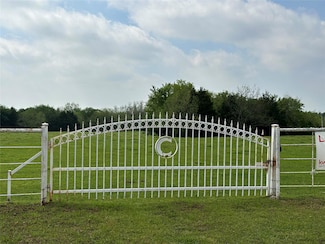 619 N Watson St, Seagoville, TX 75159