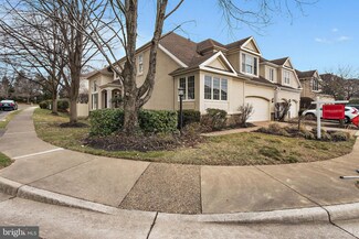 2901 Strathaven Place, Vienna, VA 22181
