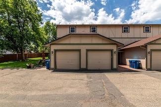 902 S Yukon St, Lakewood, CO 80226