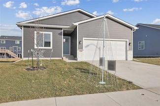 1504 E Franklin Ave, Indianola, IA 50125