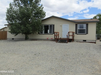 15 Overland St, Yerington, NV 89447