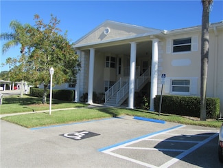 620 E Lake Jasmine Cir Unit 102, Vero Beach, FL 32962