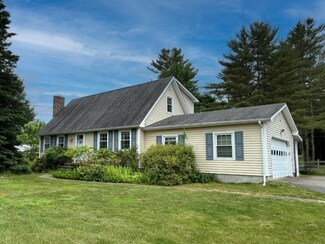 57 Jericho Rd, Essex Junction, VT 05452