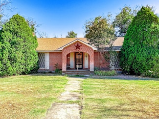 806 N 11th St, Haskell, TX 79521