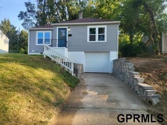 5411 Fontanelle Blvd, Omaha, NE 68111